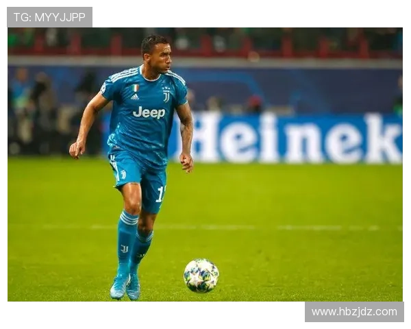 达尼洛本赛季出球稳健，传球成功率持续提升