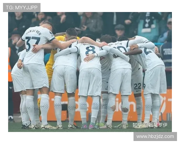 切尔西多线作战下阵容轮换影响默契,当前阶段表现稳定性面临考验 切尔西多线作战下阵容轮换影响默契,当前阶段表现稳定性面临考验