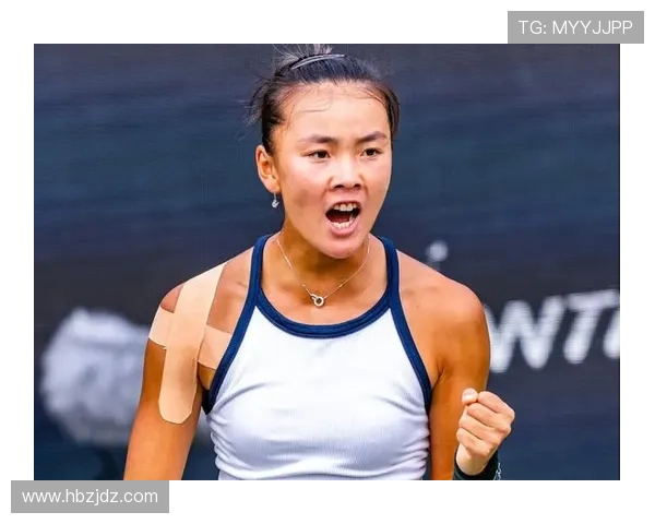 袁悦今天又穿成路边最闪的那条街，普通人根本想象不到的奢华感！